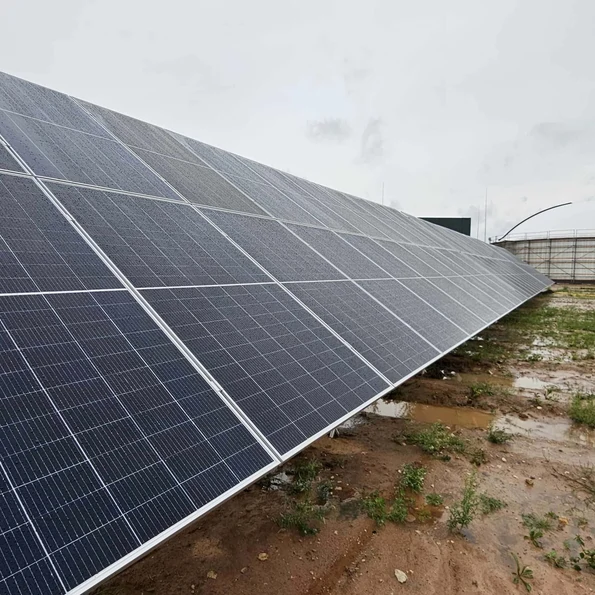 Päikeseelektrijaama stabiilne töö pilvisel ilmastikul